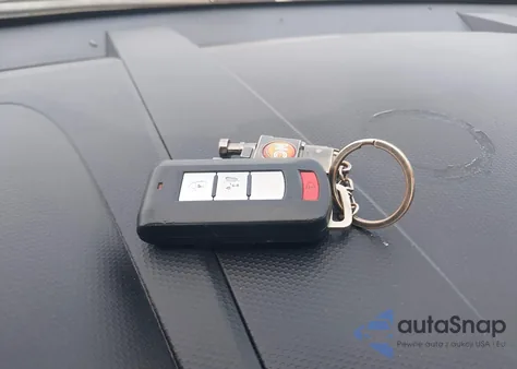 2010 Mitsubishi Outlander Se z USA, uszkodzony, nr VIN JA4JT3AW2AZ007362